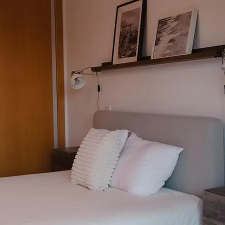 Casa Do Avo Ezequiel דירה נאזרה